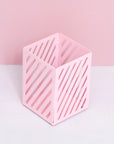 Metal Pink Pen Holder - حامل أقلام زهري